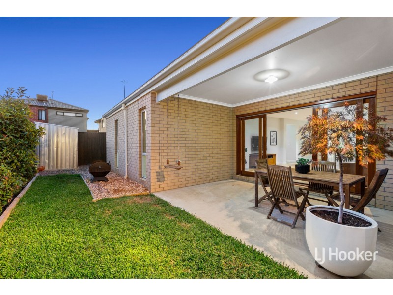 4 Spencer Street, Point Cook VIC 3030