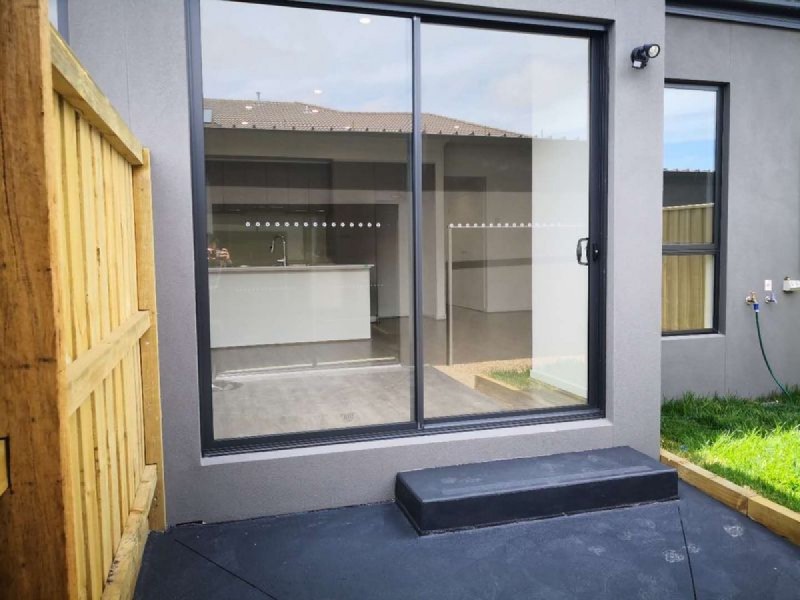 82 Flatbush Avenue, Point Cook VIC 3030