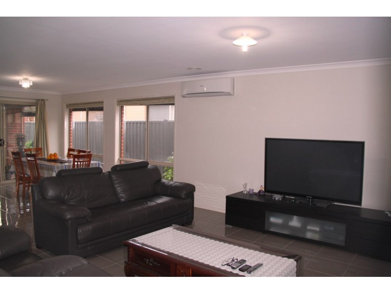3 Fontana Avenue, Point Cook VIC 3030