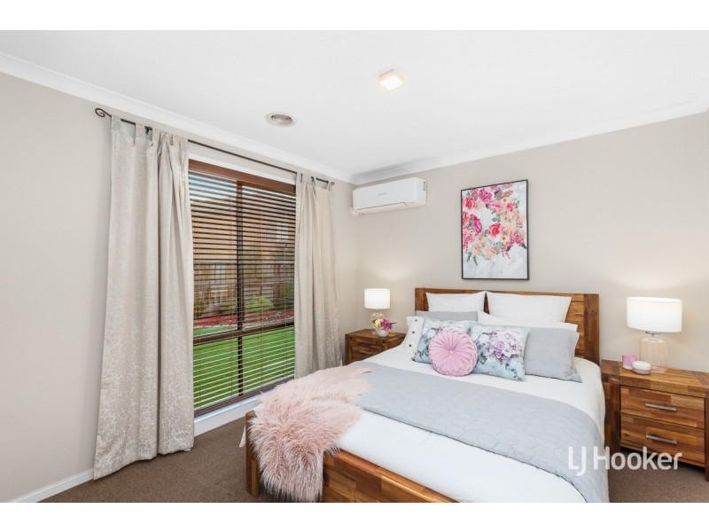 32 Teatree Terrace, Point Cook VIC 3030