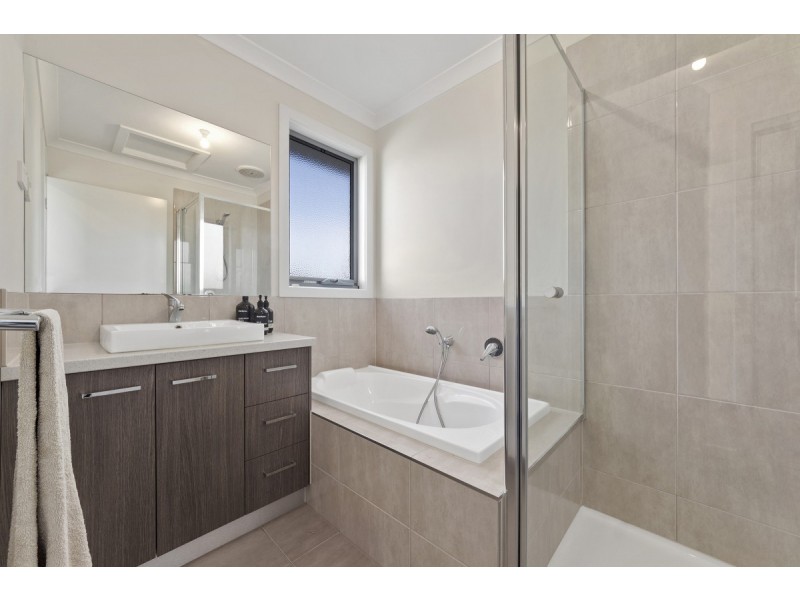 69 Oreilly Road, Tarneit VIC 3029