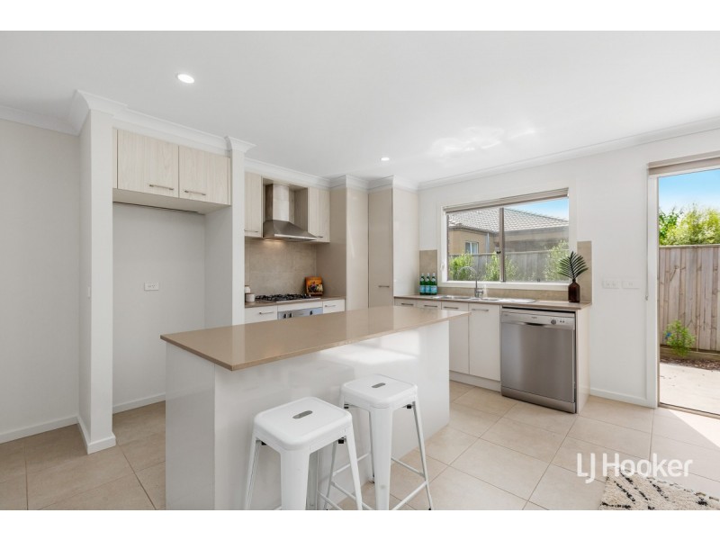 20 Oberon Street, Point Cook VIC 3030