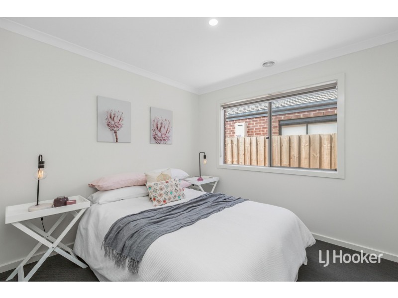 20 Oberon Street, Point Cook VIC 3030