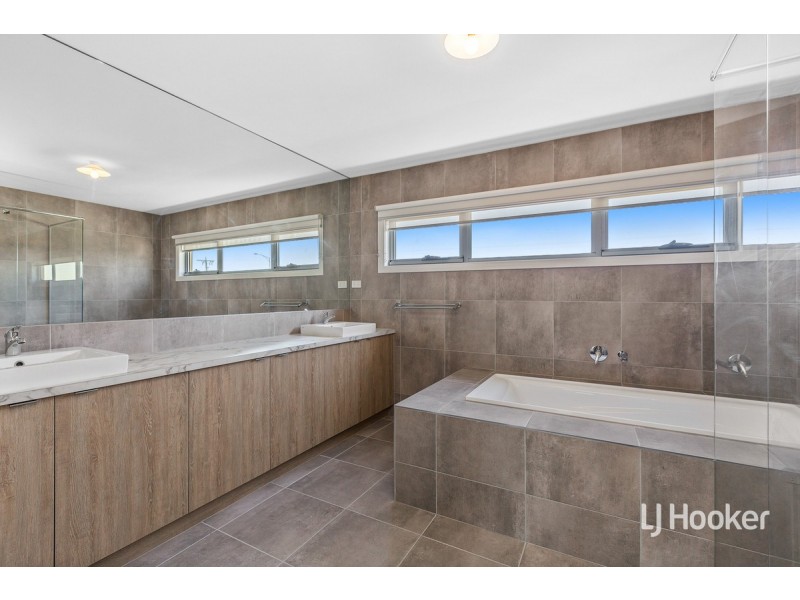 20 Slipway Road, Werribee South VIC 3030