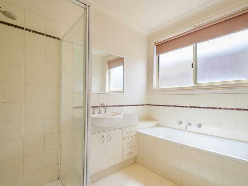 11 Licodia Avenue, Point Cook VIC 3030