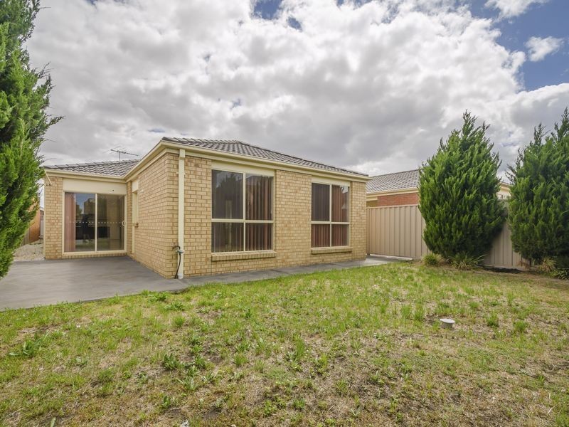 11 Licodia Avenue, Point Cook VIC 3030