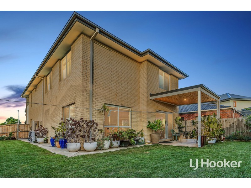 40 Honolulu Drive, Point Cook VIC 3030