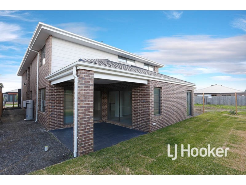 9 Corboy Close, Point Cook VIC 3030
