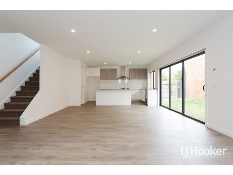 1/1 Silvan Court, Werribee VIC 3030