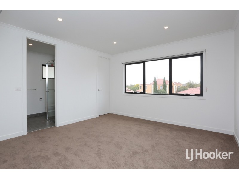 1/1 Silvan Court, Werribee VIC 3030