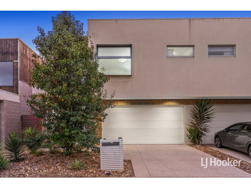 14 Luzon Way, Sunshine West VIC 3020