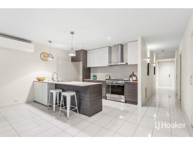 14 Luzon Way, Sunshine West VIC 3020