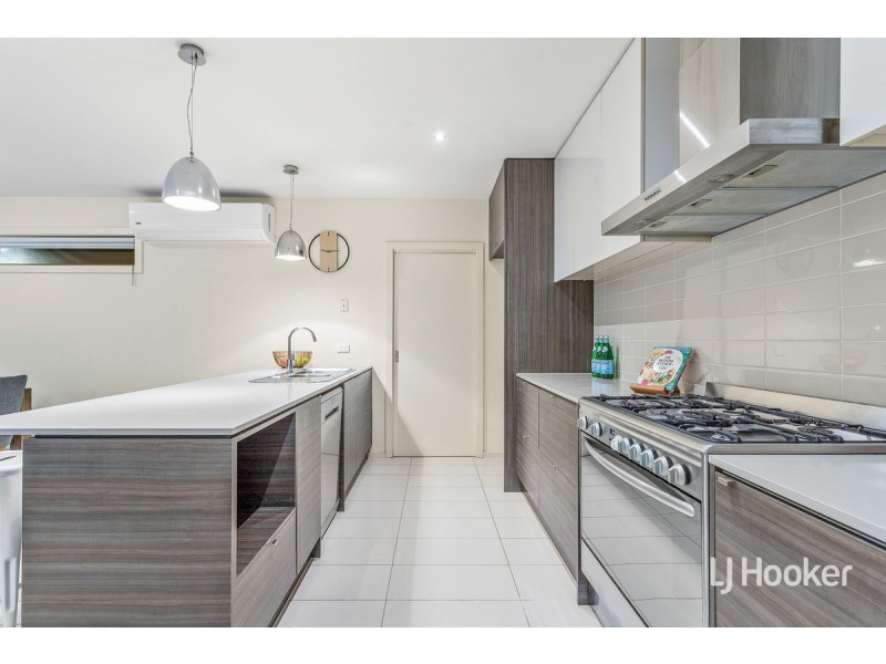 14 Luzon Way, Sunshine West VIC 3020