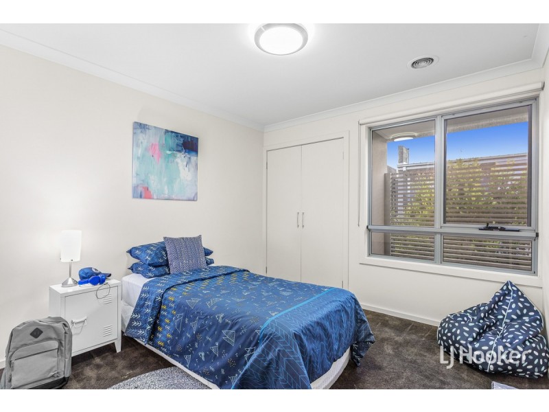 14 Luzon Way, Sunshine West VIC 3020