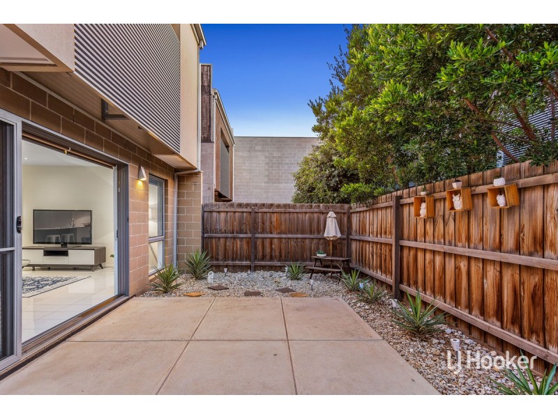 14 Luzon Way, Sunshine West VIC 3020