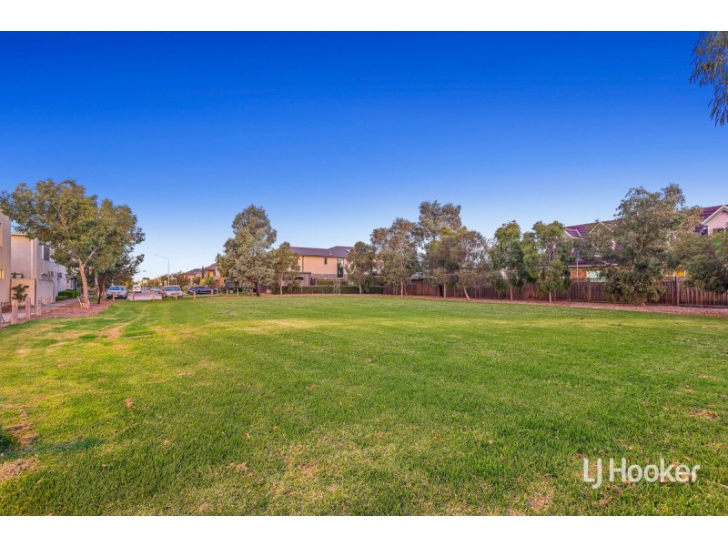 14 Luzon Way, Sunshine West VIC 3020