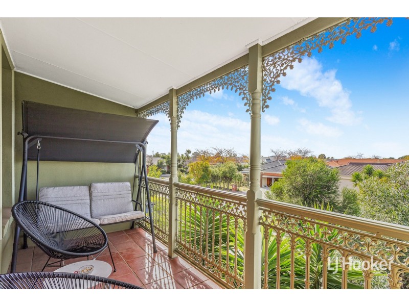 21 Creswick Drive, Point Cook VIC 3030