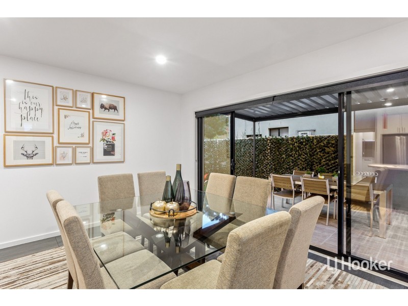 1 Friar Park Place, Point Cook VIC 3030