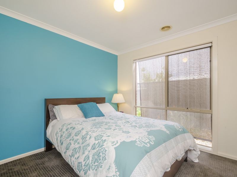 29 Lindsay Gardens, Point Cook VIC 3030