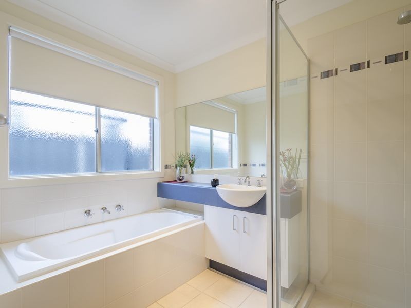 29 Lindsay Gardens, Point Cook VIC 3030