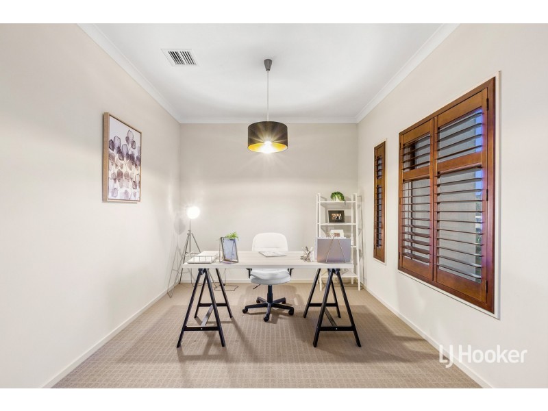 243 Saltwater Promenade, Point Cook VIC 3030