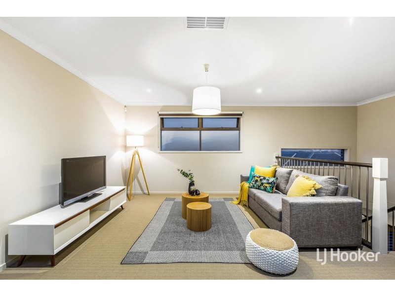 243 Saltwater Promenade, Point Cook VIC 3030