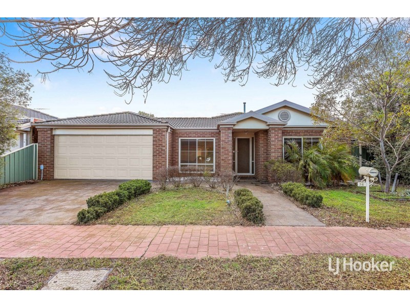 74 Dalkeith Drive, Point Cook VIC 3030