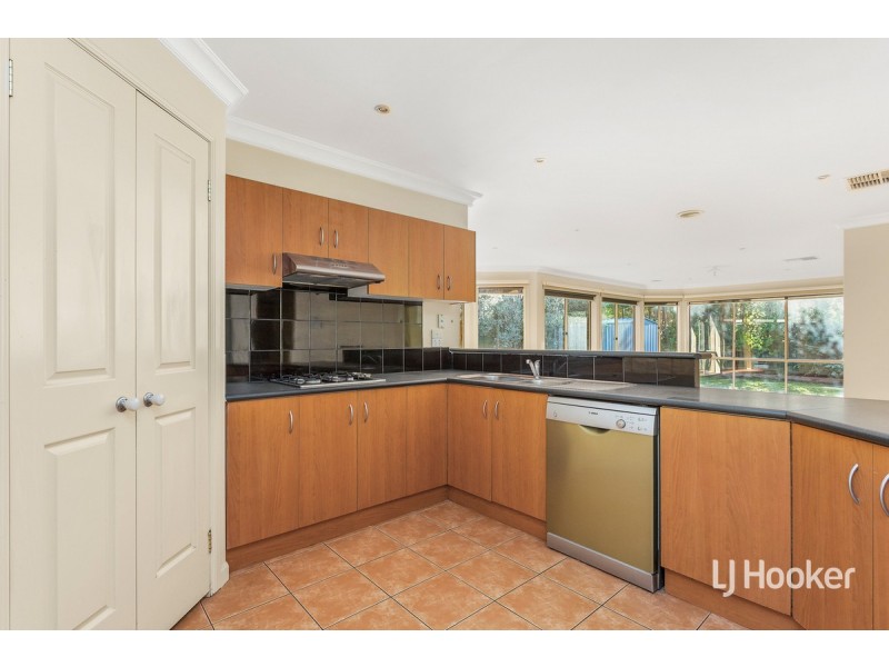 74 Dalkeith Drive, Point Cook VIC 3030