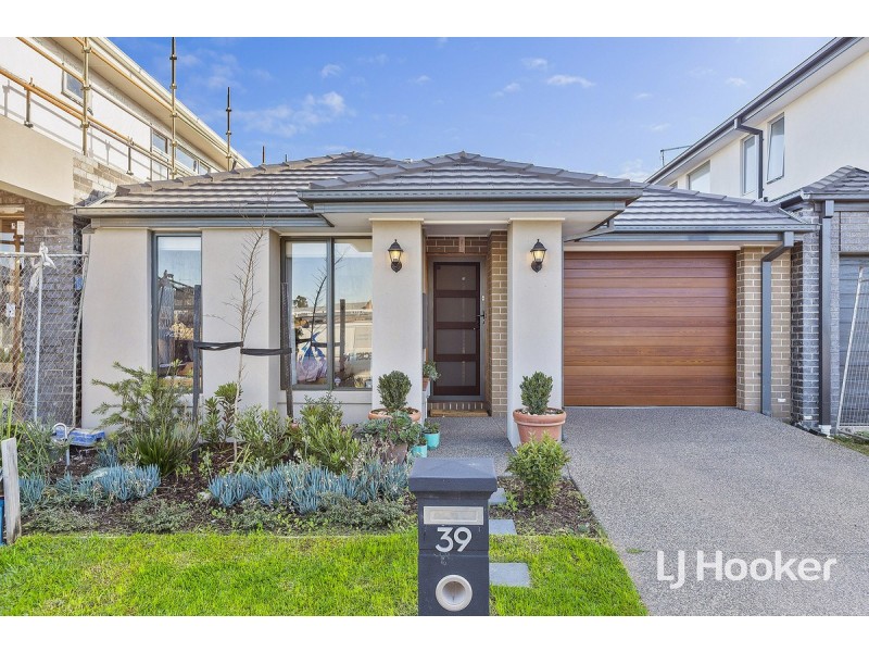 39 Fogarty Street, Williams Landing VIC 3027