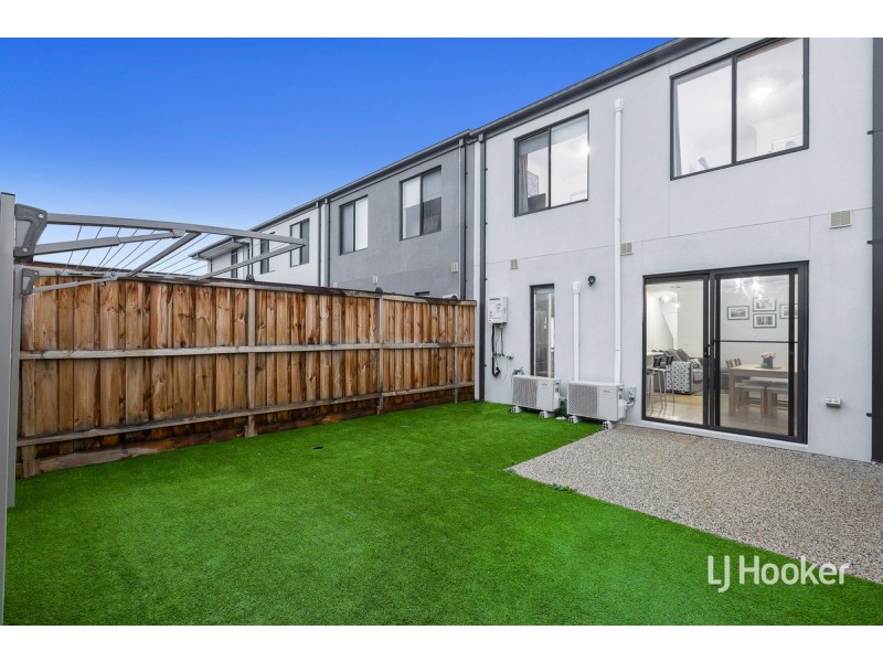 287 Dunnings Road, Point Cook VIC 3030