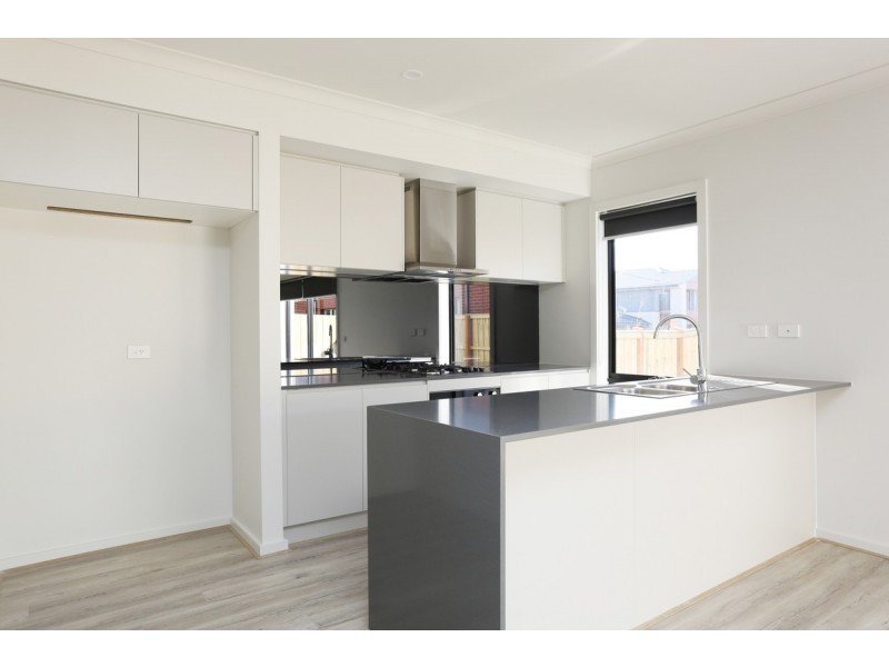 9 Lumley Circuit, Werribee VIC 3030