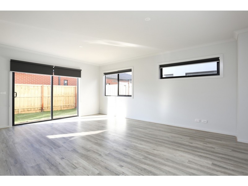 9 Lumley Circuit, Werribee VIC 3030