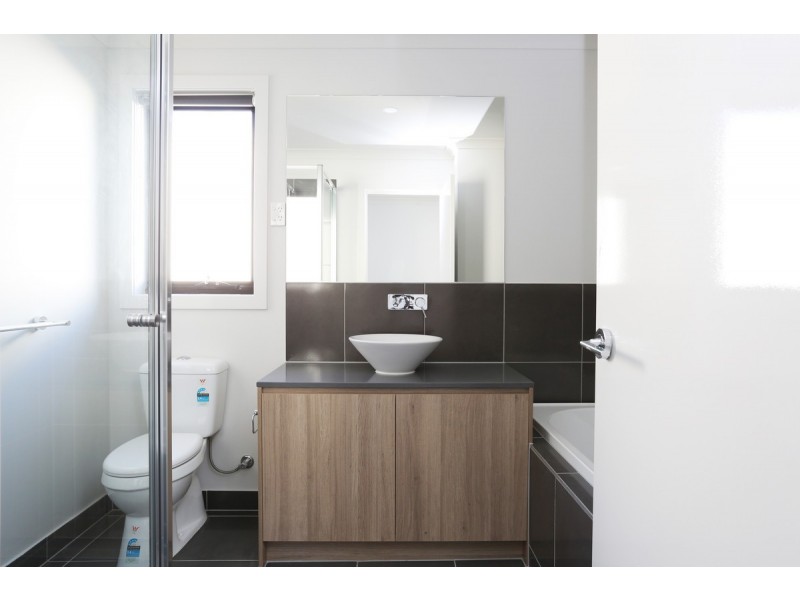 9 Lumley Circuit, Werribee VIC 3030