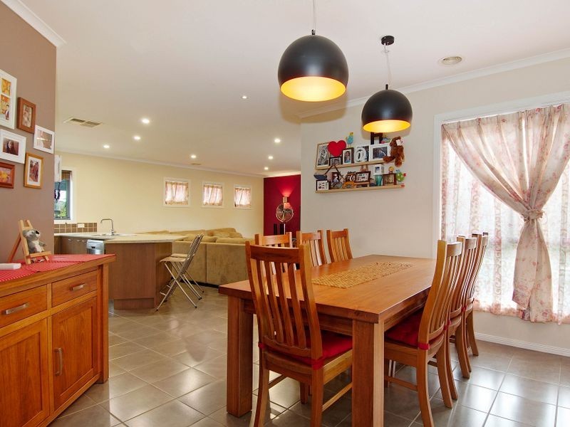 3 Juniper Avenue, Point Cook VIC 3030