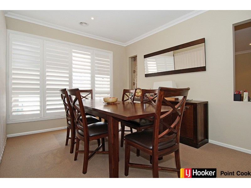 21 Beaurepaire Drive, Point Cook VIC 3030