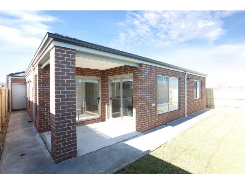 52 Bruckner Drive, Point Cook VIC 3030