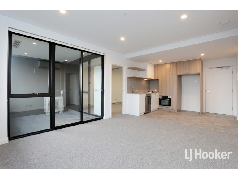 308/2 Clark Street, Williams Landing VIC 3027