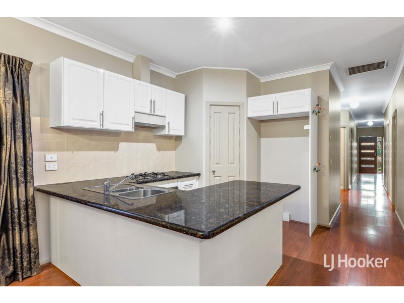 2/10 Prouse Place, Werribee VIC 3030