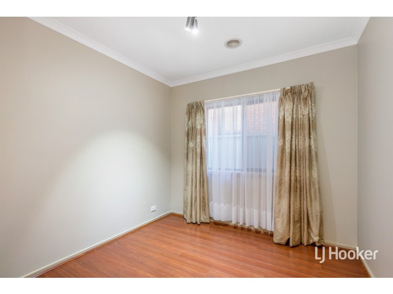 2/10 Prouse Place, Werribee VIC 3030