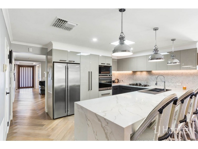 9 St Andrews Drive, Werribee VIC 3030