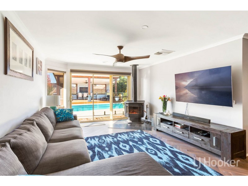 9 St Andrews Drive, Werribee VIC 3030