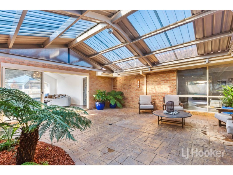 9 St Andrews Drive, Werribee VIC 3030