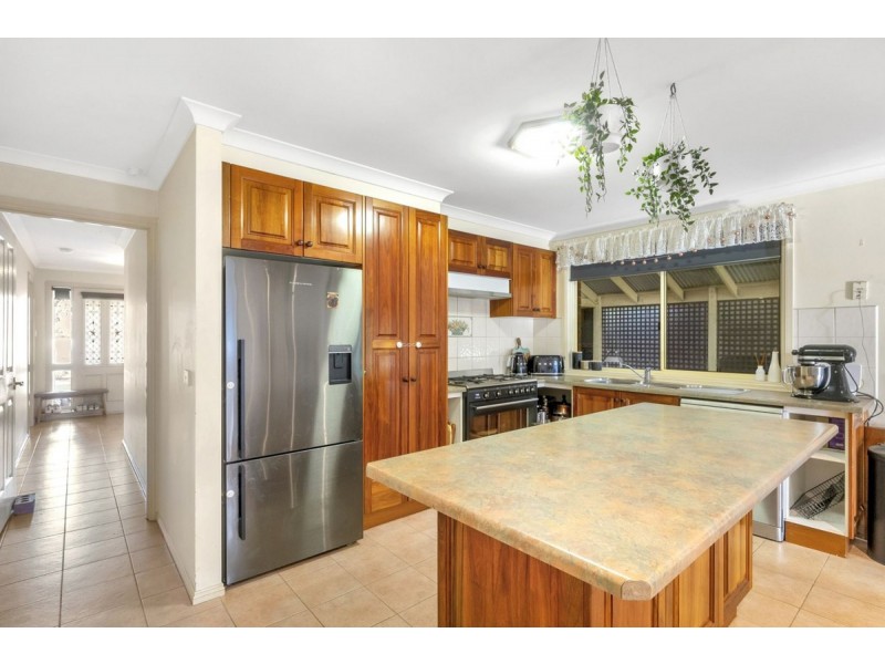 10 Boardwalk Boulevard, Point Cook VIC 3030