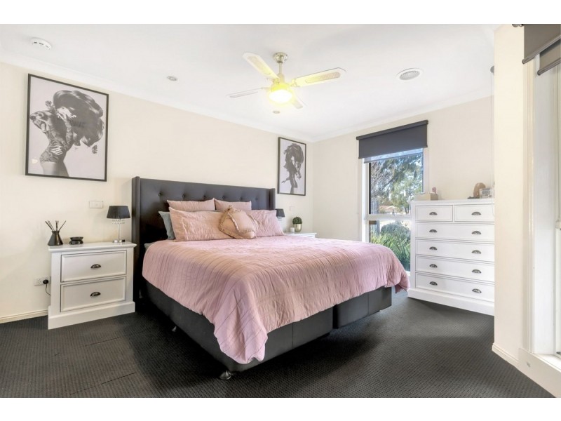 10 Boardwalk Boulevard, Point Cook VIC 3030