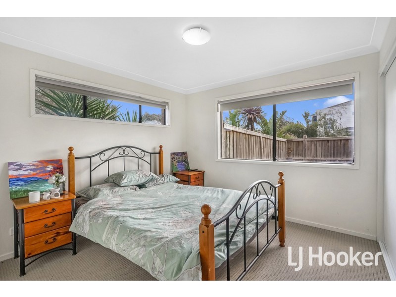 48 Featherbrook Drive, Point Cook VIC 3030