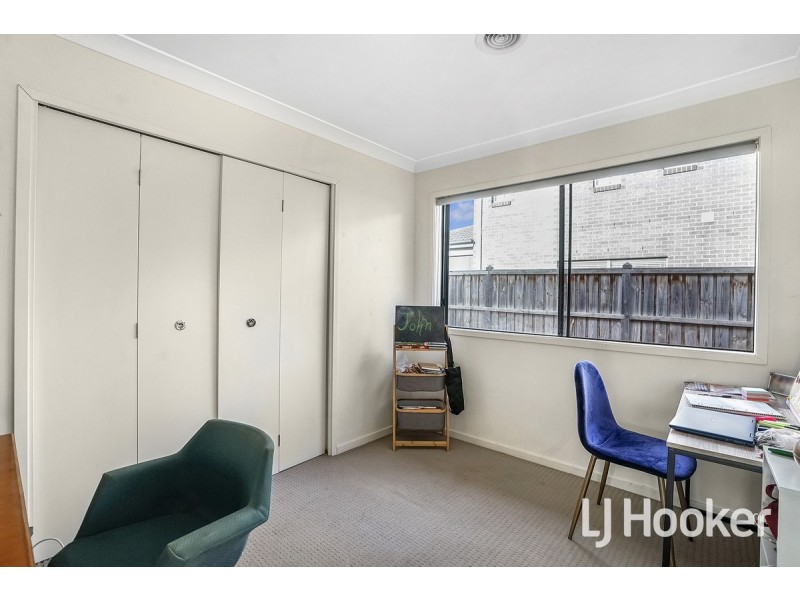 48 Featherbrook Drive, Point Cook VIC 3030