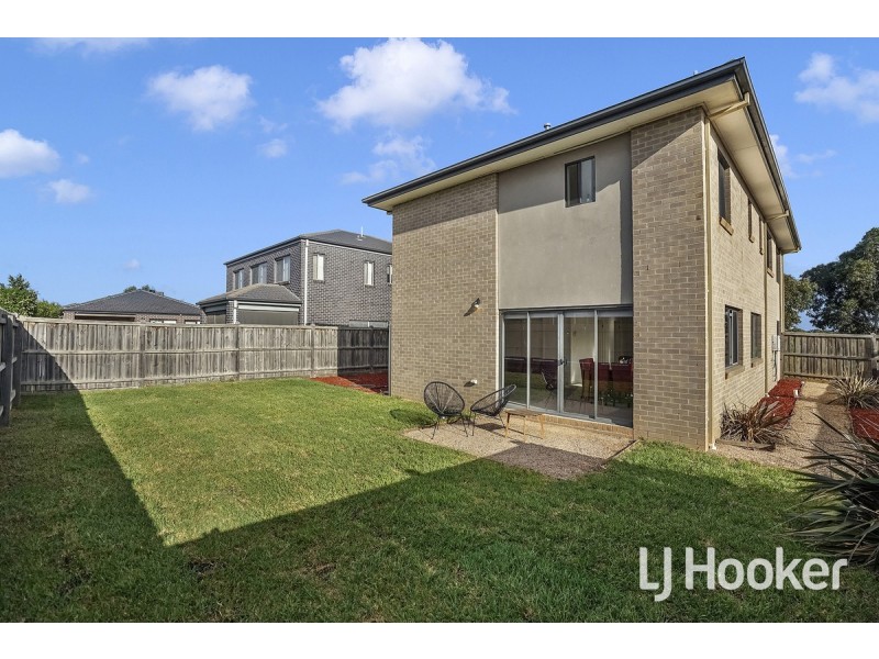 48 Featherbrook Drive, Point Cook VIC 3030