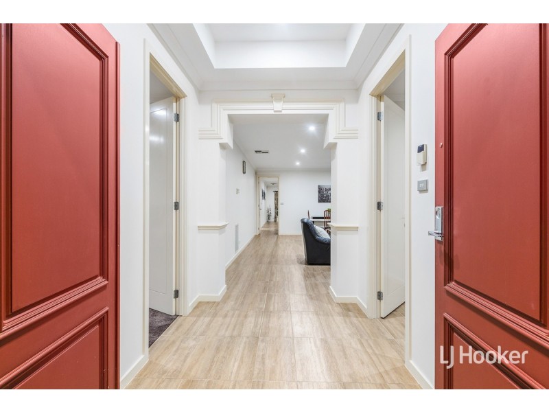 6 Sorrento Avenue, Point Cook VIC 3030