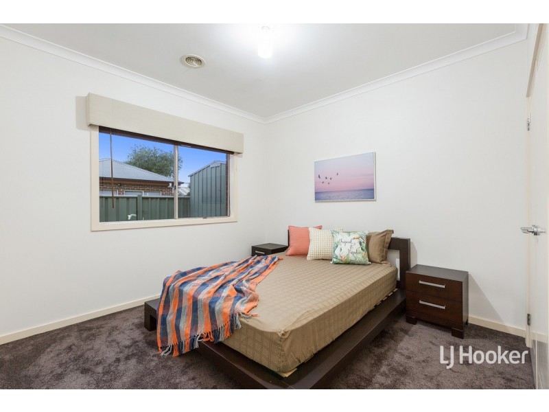 6 Sorrento Avenue, Point Cook VIC 3030