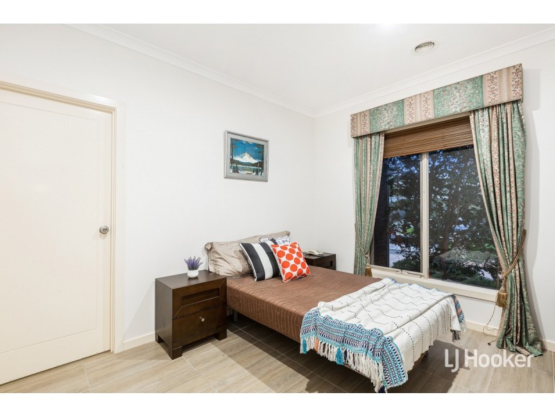 6 Sorrento Avenue, Point Cook VIC 3030
